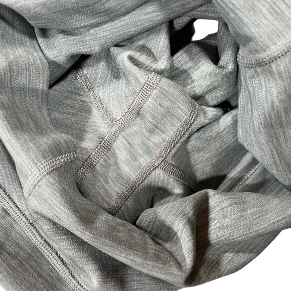 Lululemon Align Short 8"
Heathered Tidewater Teal - Picture 6 of 7